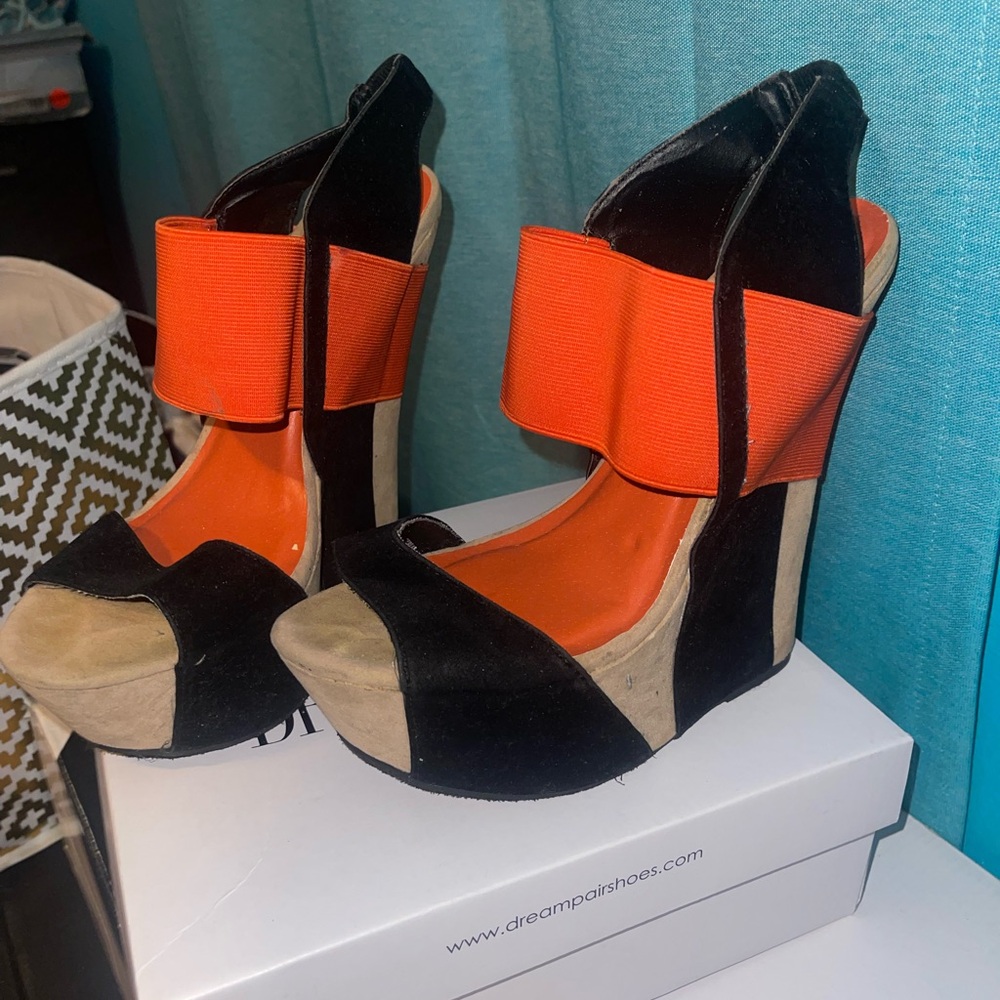 Rouge Black and Orange Platform Sandals